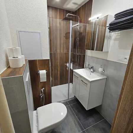 Central Apartman *